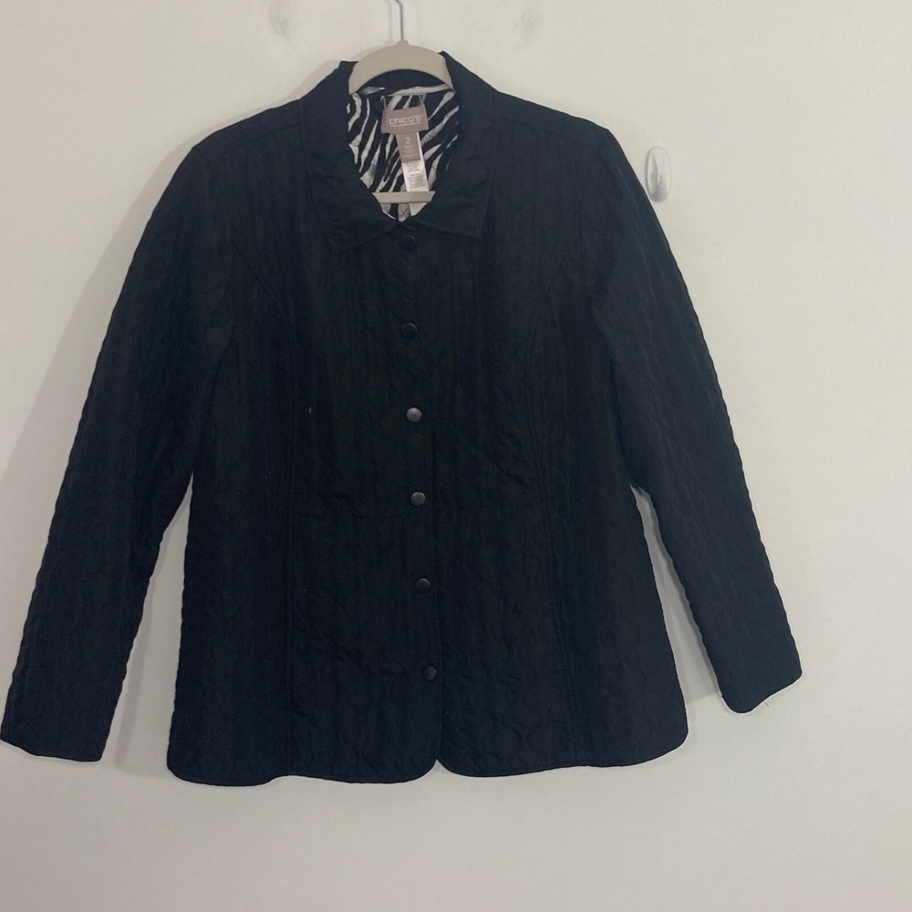 Chicos Womens Jacket 2 Large Black Reversible Zebra Quilted Snap Casual Puffer